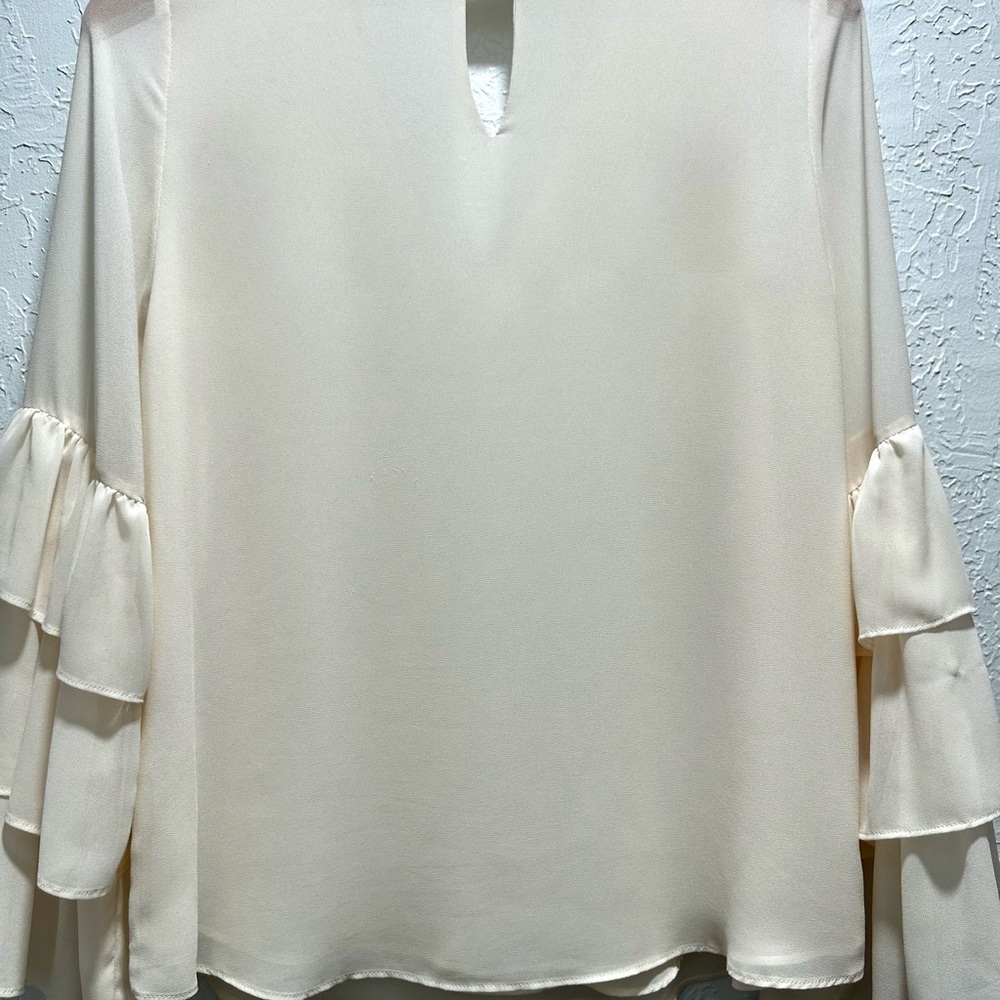 Naked Zebra Cream Ruffled Tie Front Blouse size L, great for work or an event - Picture 2 of 8